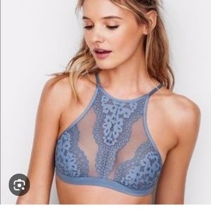2/$25 Victoria’s Secret bralette bra
